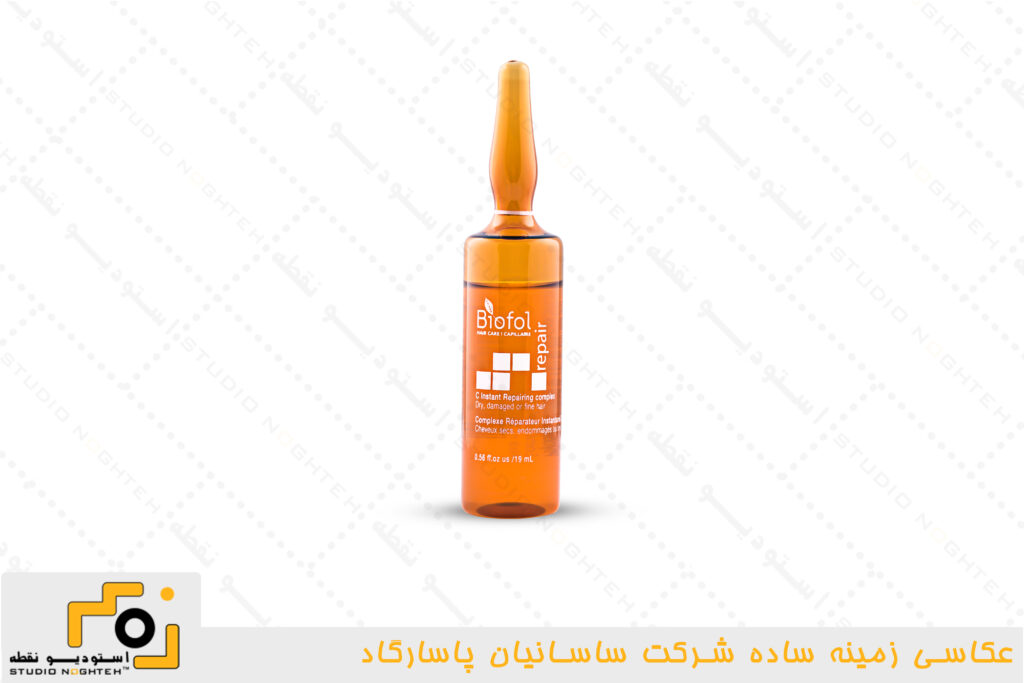 عکاسی صنعتی و زمینه ساده از محصولات آرایشی و بهداشتی ، پوستی